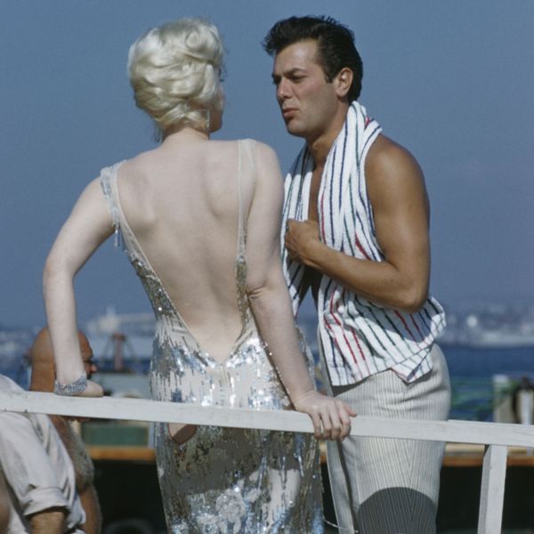 [Photos] Tony Curtis Said That Kissing Marilyn Monroe Was Like Kissing a Notorious Dictator