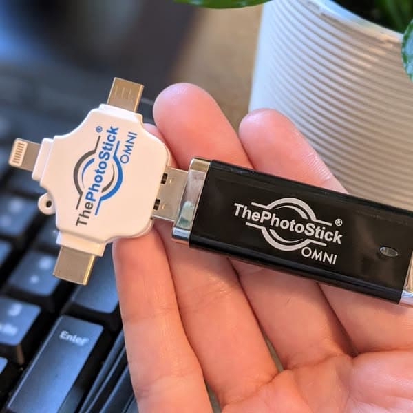 The #1 Photo & Video Backup Device