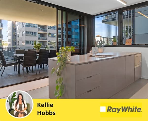 3055/36 Evelyn Street Newstead - For Sale