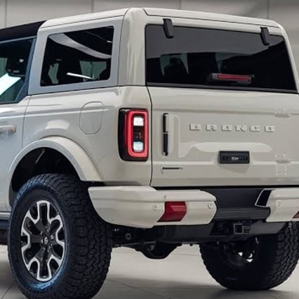 All-new Ford Bronco Nailed It (Take a Look) 🚗