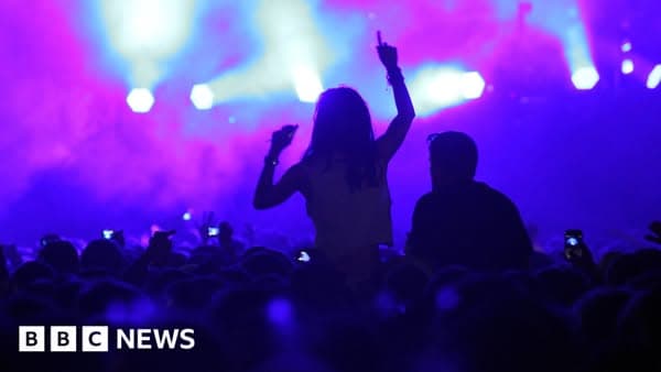 Reselling gig and other tickets above face value to be banned by government