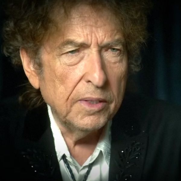 Howard Sounes finally revealed Bob Dylan's deepest secret in 2001. Dylan secretly married his backup singer, Carol Dennis, and they also had a child. Here's more to know about Bob Dylan's life and career.