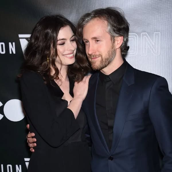 17+ Celebrities With Really Good-Looking Husbands - we can't help but admire these extremely handsome husbands! Take a closer look.