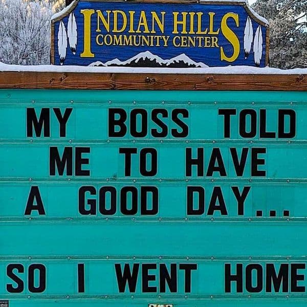 Verkehrsbehindernde Schilder, über die man einfach lachen muss