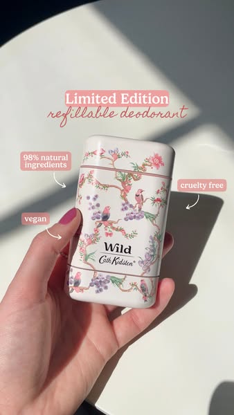 Be whisked away to a warm summer’s day with Wild’s new Birds & Berries case☀