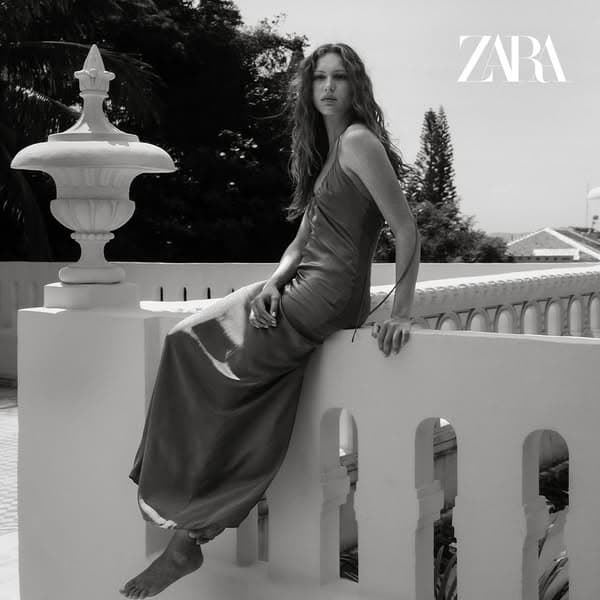 ZARA WOMAN