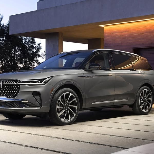 All-New Lincoln Nautilus Is Turning Heads! (Take a Look)