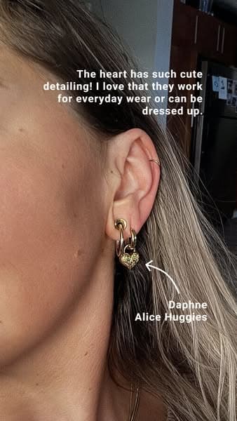 Signature Daphne Collection