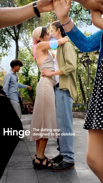 Registrati subito su Hinge.